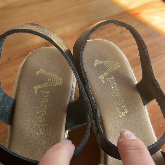 Paseart Espadrilles sz 40 or 8.5/9 - Picture 3 of 11